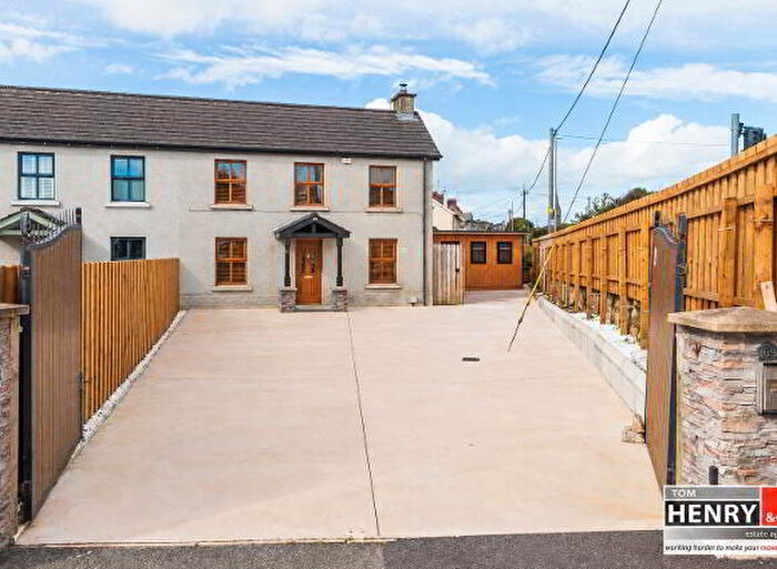 3 Bedroom Semi-Detached House For Sale In Ranfurly Road, Dungannon, BT71