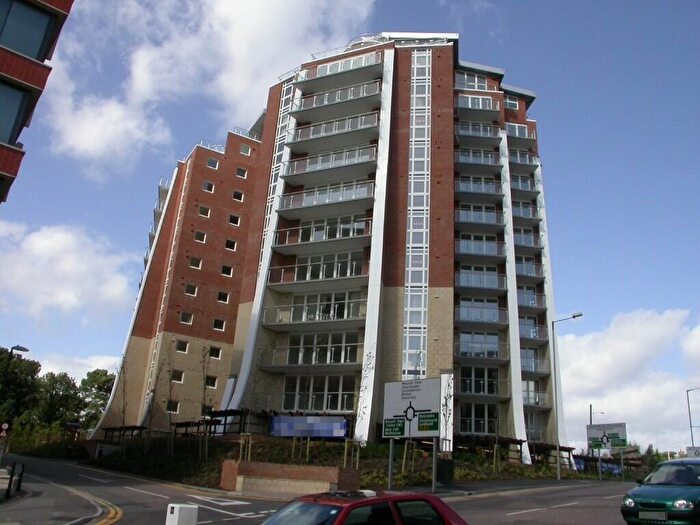 2 Bedroom Apartment For Sale In Richmond Hill Drive, Bournemouth, Dorset, BH2