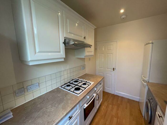 2 Bedroom Flat To Rent In Borrowdale Avenue, Newcastle Upon Tyne, NE6