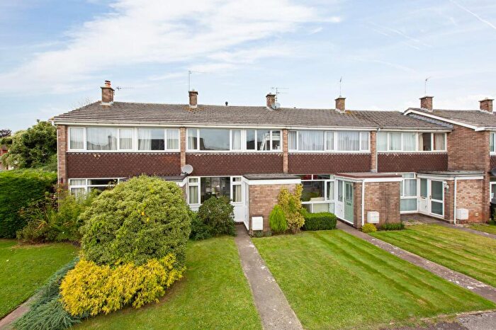 3 Bedroom Terraced House To Rent In Waverley Road, Backwell, BS48