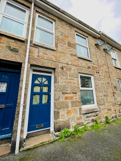 2 Bedroom Cottage To Rent In Penlee Street, Penzance, TR18