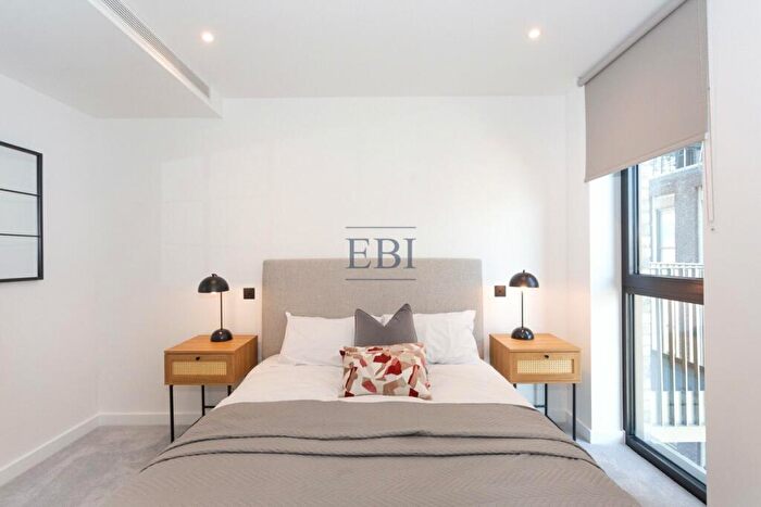 2 Bedroom Apartment To Rent In Merino Gardens, London Docks, Wapping, E1W