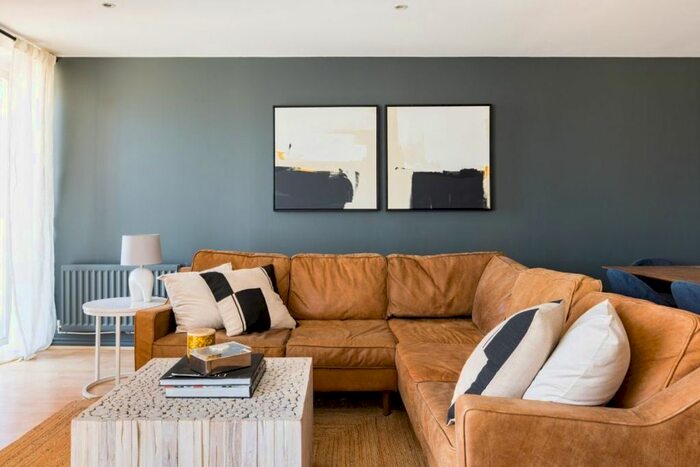 1 Bedroom Flat To Rent In Battersea Park Road, London, SW8