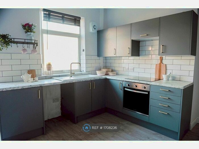 2 Bedroom Terraced House To Rent In Melbourne Street, Darwen, BB3