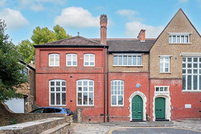 2 Bedroom Flat For Sale In Bennett Park, Blackheath, London, SE3