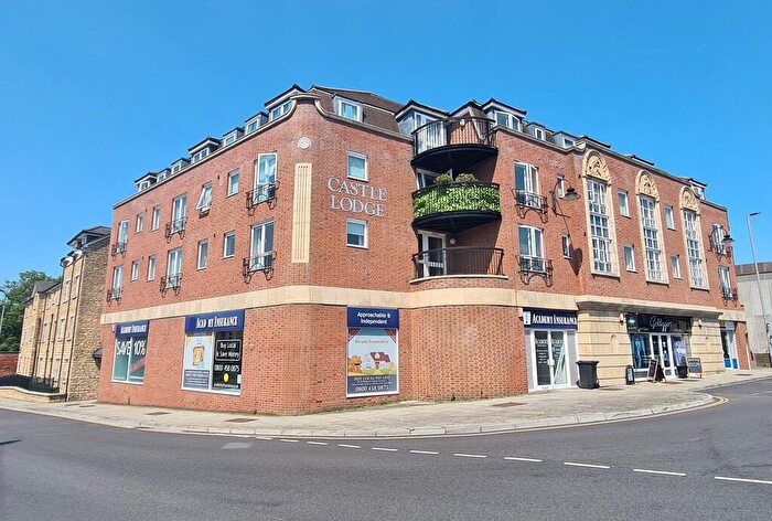 1 Bedroom Apartment To Rent In Gladstone Road, Chippenham, SN15
