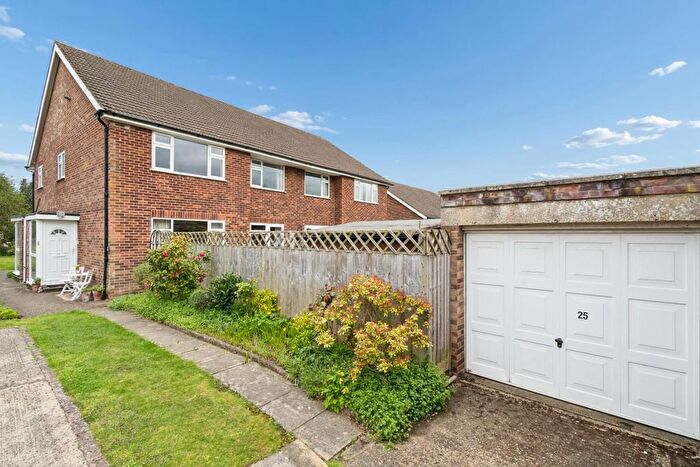 2 Bedroom Maisonette For Sale In Chalfont Avenue, Little Chalfont, Buckinghamshire, HP6