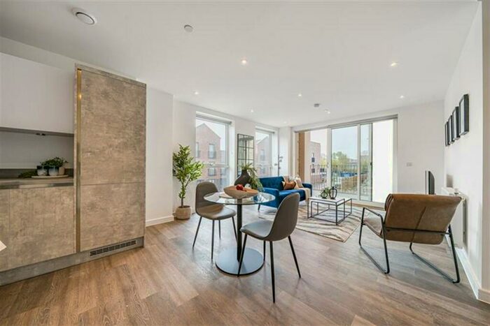 1 Bedroom Apartment To Rent In Bed, Th Floor Everest At Verona House In Beam Park, RM9