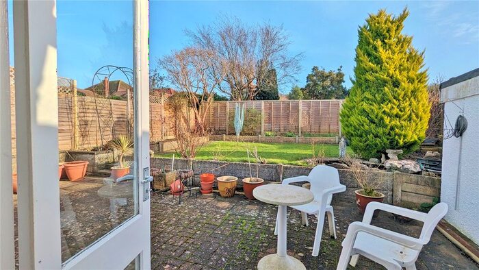 2 Bedroom Bungalow For Sale In Aldwick Crescent, Findon Valley, Worthing, West Sussex, BN14