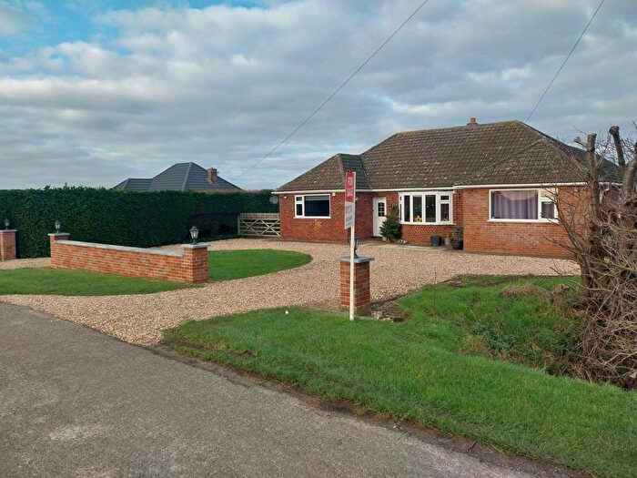 3 Bedroom Bungalow For Sale In Dunston Fen Lane, Metheringham, LN4