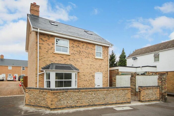 5 Bedroom Detached House To Rent In Paddock Street, Soham, Ely, CB7