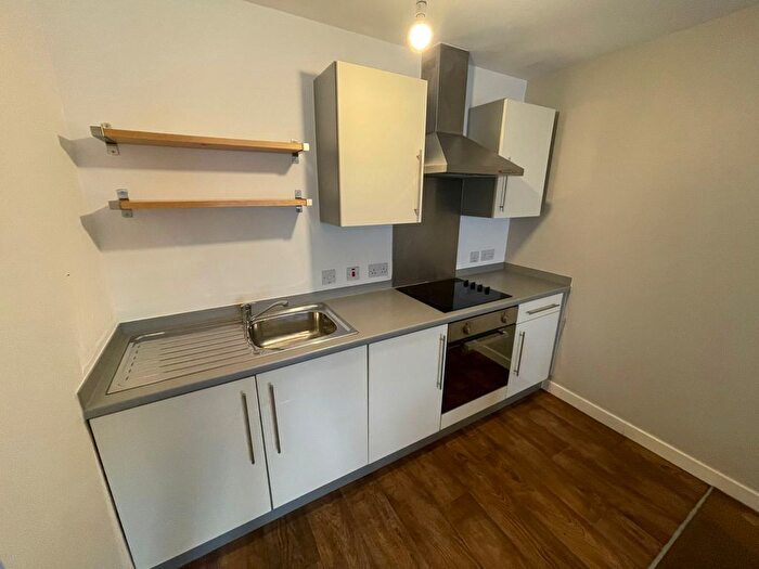 1 Bedroom Flat To Rent In Pilgrims Way, Salford, M50