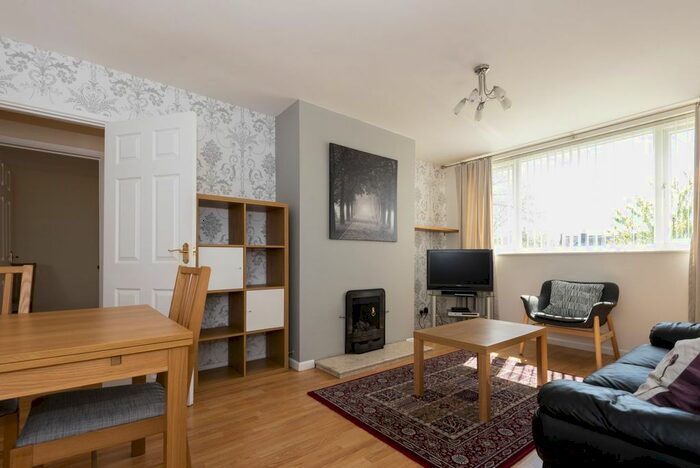 2 Bedroom Flat To Rent In Northern Parade, Portsmouth, PO2