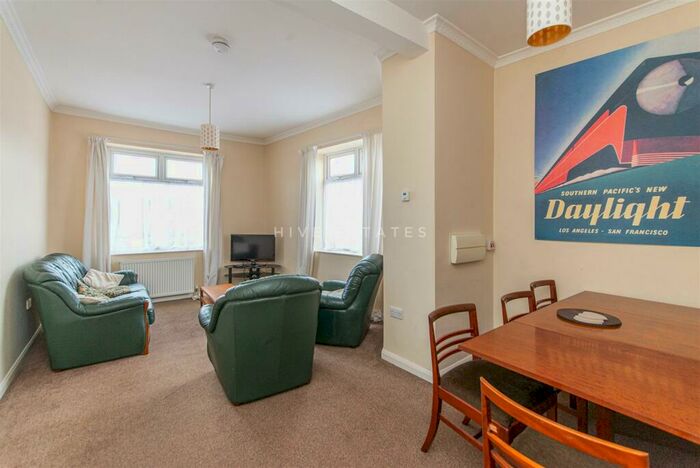 3 Bedroom Maisonette To Rent In Doncaster Road, Sandyford, Newcastle Upon Tyne, NE2