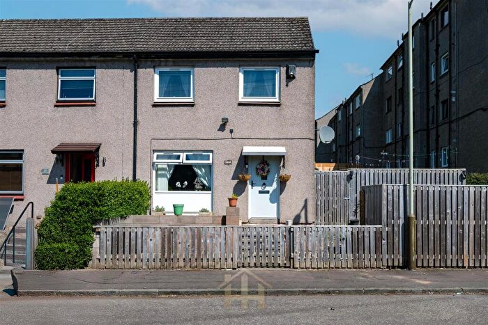 2 Bedroom End Of Terrace House For Sale In Myrekirk Terrace, Dundee, DD2