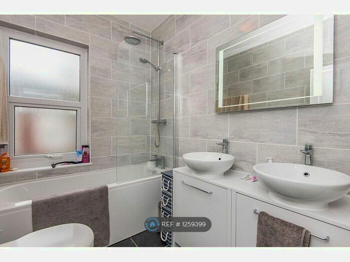 4 Bedroom Terraced House To Rent In Telford Road, Exeter EX4