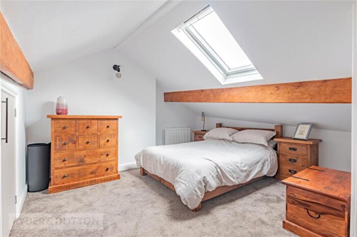 2 Bedroom End Of Terrace House For Sale In Delph Lane, Delph, Saddleworth, OL3