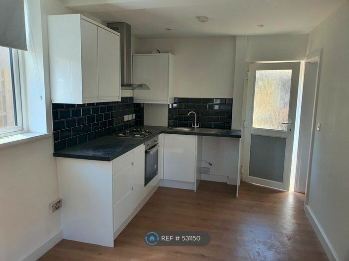 1 Bedroom Flat To Rent In Ivy Hall Road, Sheffield, S5