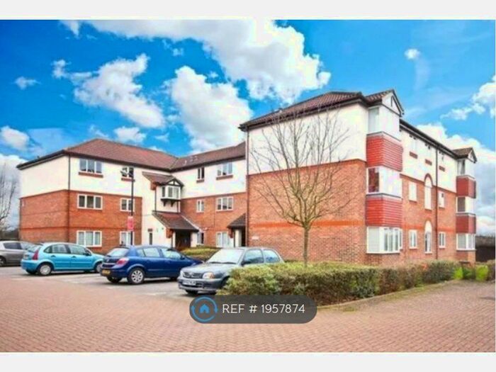 2 Bedroom Flat To Rent In Campbell Gordon Way, London, NW2