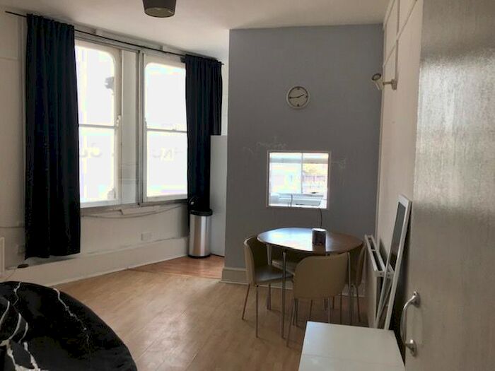 1 Bedroom Flat To Rent In Great Eastern Street, Shoreditch, EC2A