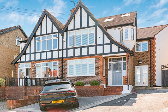 5 Bedroom Semi-Detached House To Rent In Durham Road, Bromley, BR2