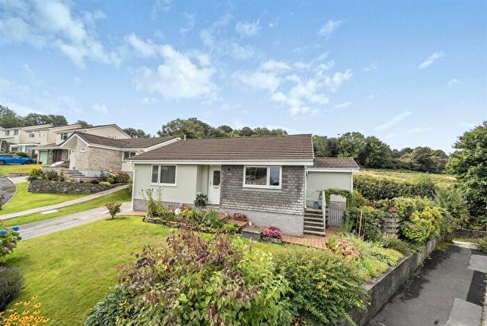 3 Bedroom Bungalow For Sale In Campion Rise, Tavistock, PL19