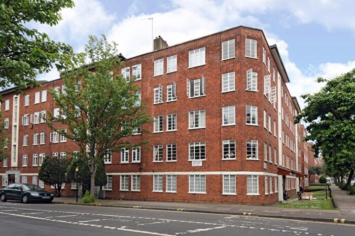 2 Bedroom Flat For Sale In Townshend Road, London, NW8