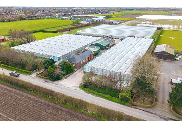 4 Bedroom Bungalow For Sale In Guide Road, Hesketh Bank, Preston, Lancashire, PR4