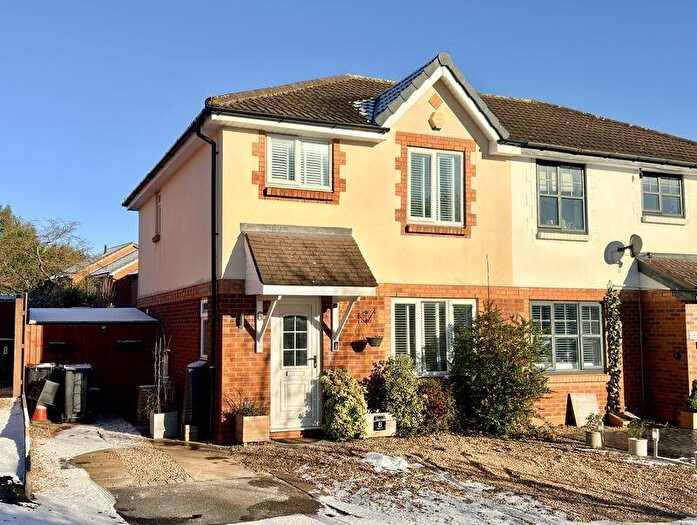 3 Bedroom Semi Detached House For Sale In Hermitage Drive, Sutton Coldfield, B76