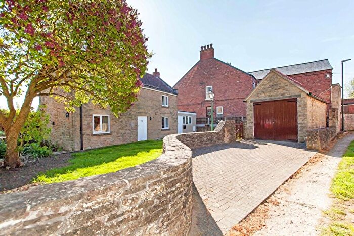 2 Bedroom Detached House To Rent In Main Street, Scarcliffe, S44