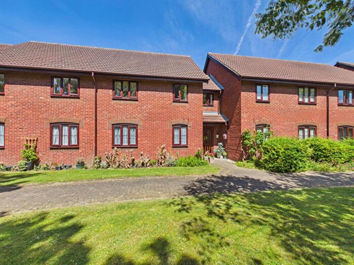 2 Bedroom Apartment For Sale In Churchill Court, Beaconsfield Road, Aylesbury, HP21