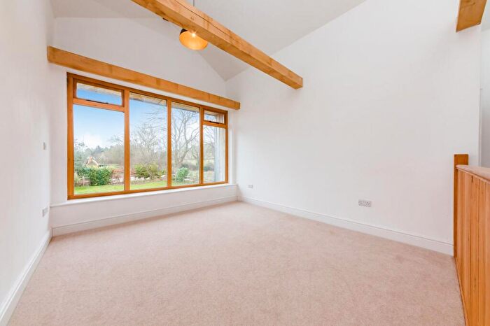 4 Bedroom Property For Sale In Stoneham, Lower Stoneham, BN8