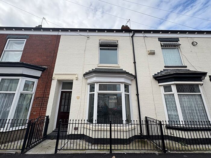 3 Bedroom Terraced House To Rent In Rosemead Street, Hull, HU9