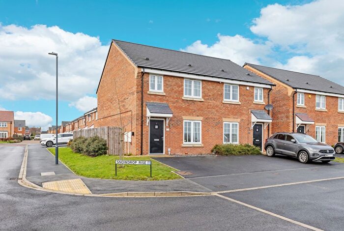 3 Bedroom Semi Detached House For Sale In Snowdrop Rise, Hambleton, Selby, Yorkshire, YO8