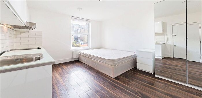 Studio To Rent In Rucklidge Avenue, London, NW10