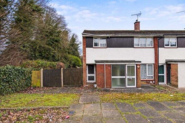 3 Bedroom End Of Terrace House For Sale In Thumpers, Hemel Hempstead, HP2