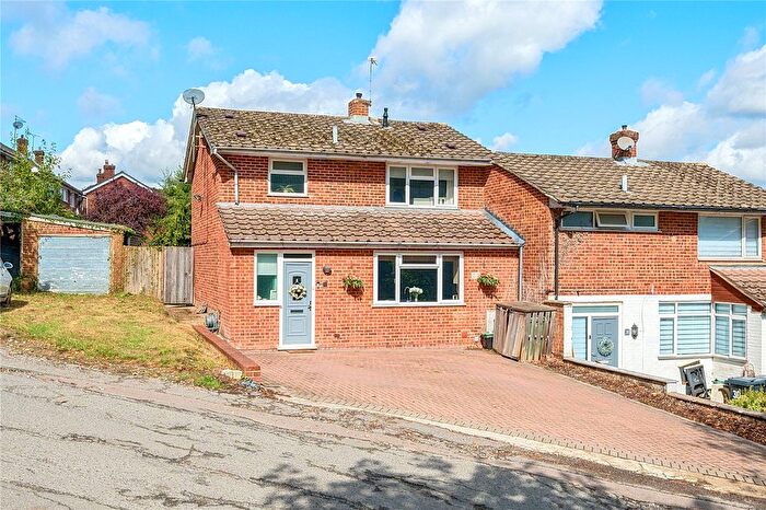 3 Bedroom End Of Terrace House For Sale In Swievelands Road, Biggin Hill, Westerham, Kent, TN16