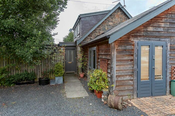 1 Bedroom Detached House For Sale In High Street, Earlston, TD4