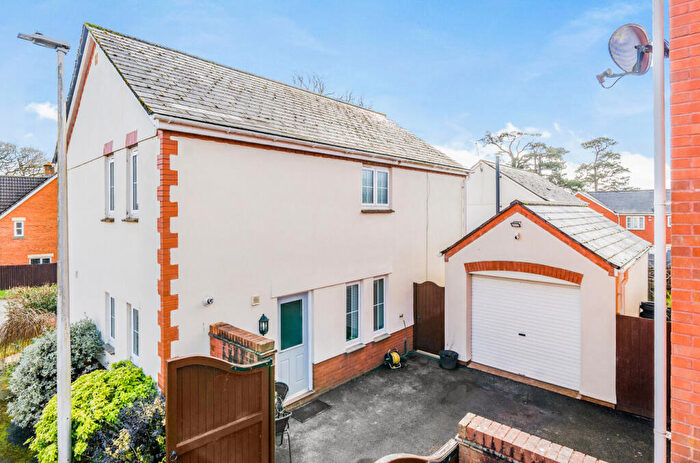 4 Bedroom Detached House For Sale In Waylands Corner, Tiverton, Devon, EX16