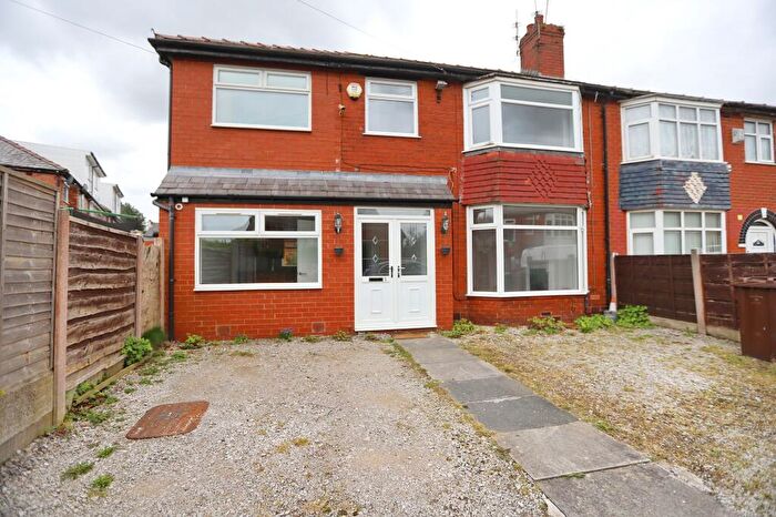 4 Bedroom House To Rent In Shelley Road, Prestwich, M25