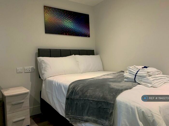 Studio To Rent In Holyhead Road, Coventry, CV1