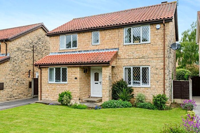 4 Bedroom Detached House To Rent In Toll Bar Way, Tadcaster, LS24