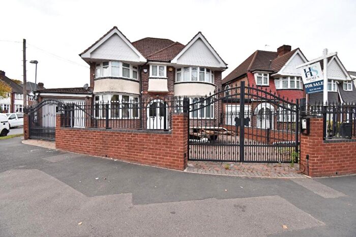 5 Bedroom House To Rent In Stoney Lane, Yardley, B25