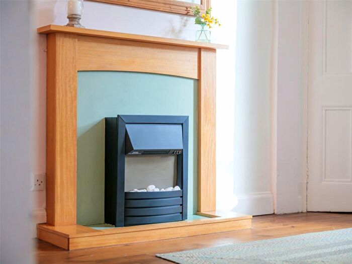 1 Bedroom Apartment For Sale In Smithfield Street, Gorgie, Edinburgh, EH11