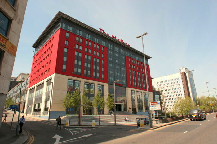 2 Bedroom Apartment To Rent In Royal Arch, B1
