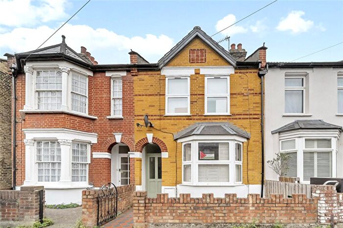 4 Bedroom Terraced House To Rent In Rensburg Road, Walthamstow, London, E17