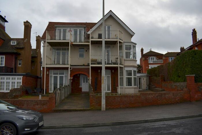 2 Bedroom Flat To Rent In Sea Road, Westgate CT8