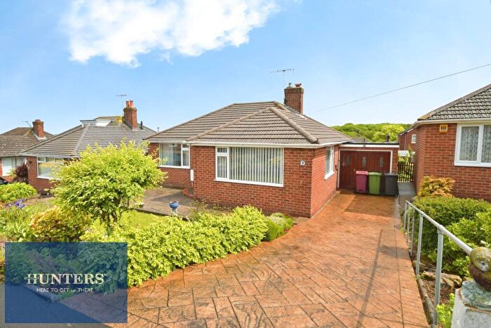 2 Bedroom Detached Bungalow For Sale In Edinburgh Road, Wingerworth, Chesterfield, S42
