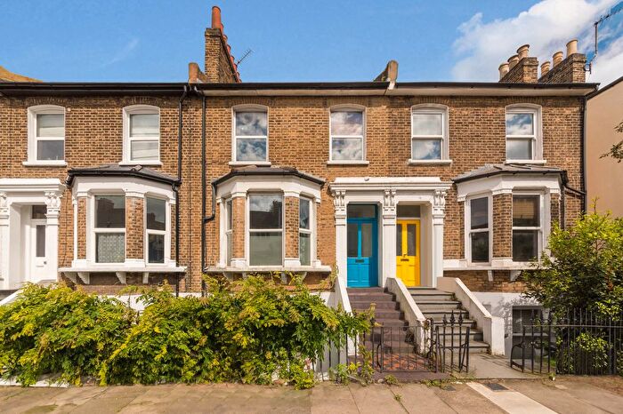 1 Bedroom Flat To Rent In Shardeloes Road, London, SE14