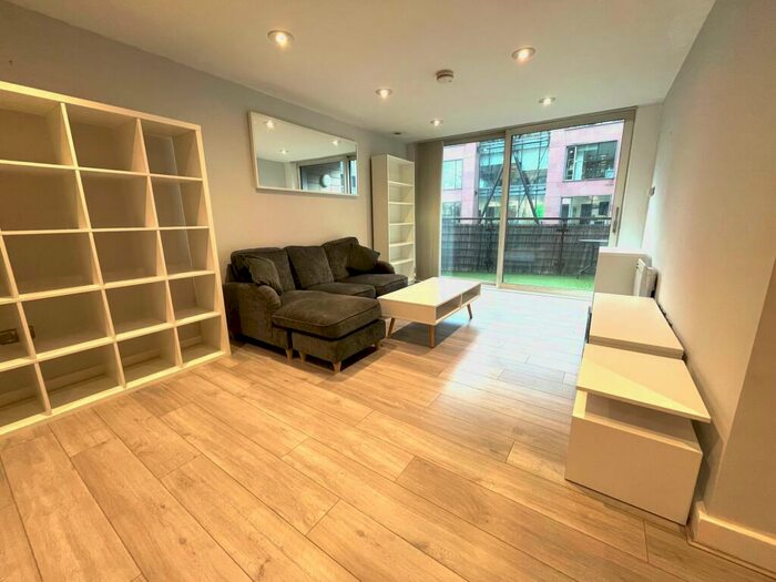 2 Bedroom Apartment To Rent In St Pauls Square Liverpool, L3